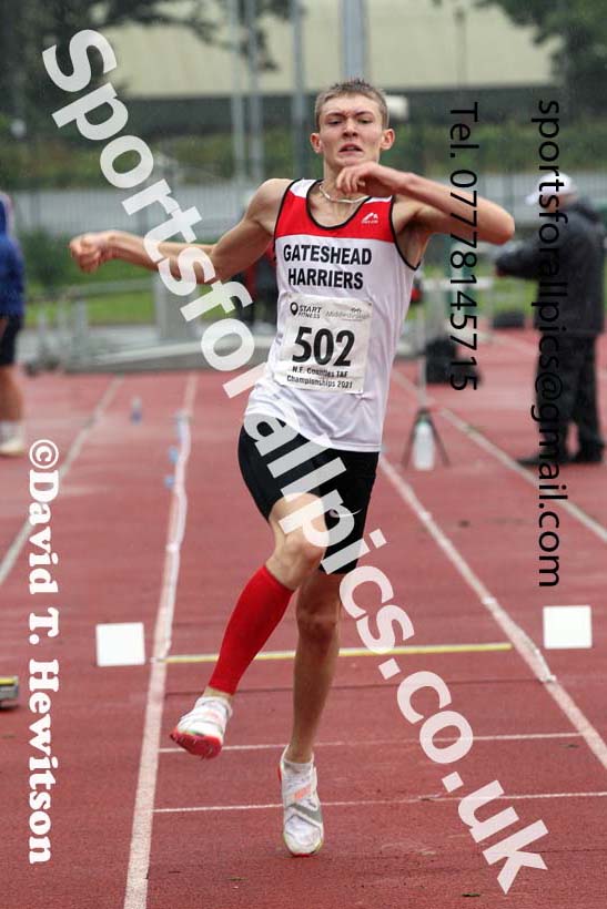 Mens and Boys triple jump, 2021 North Eastern Track and Field Champs., Middesbrough. Photo: David T. Hewitson/Sports for All Pics